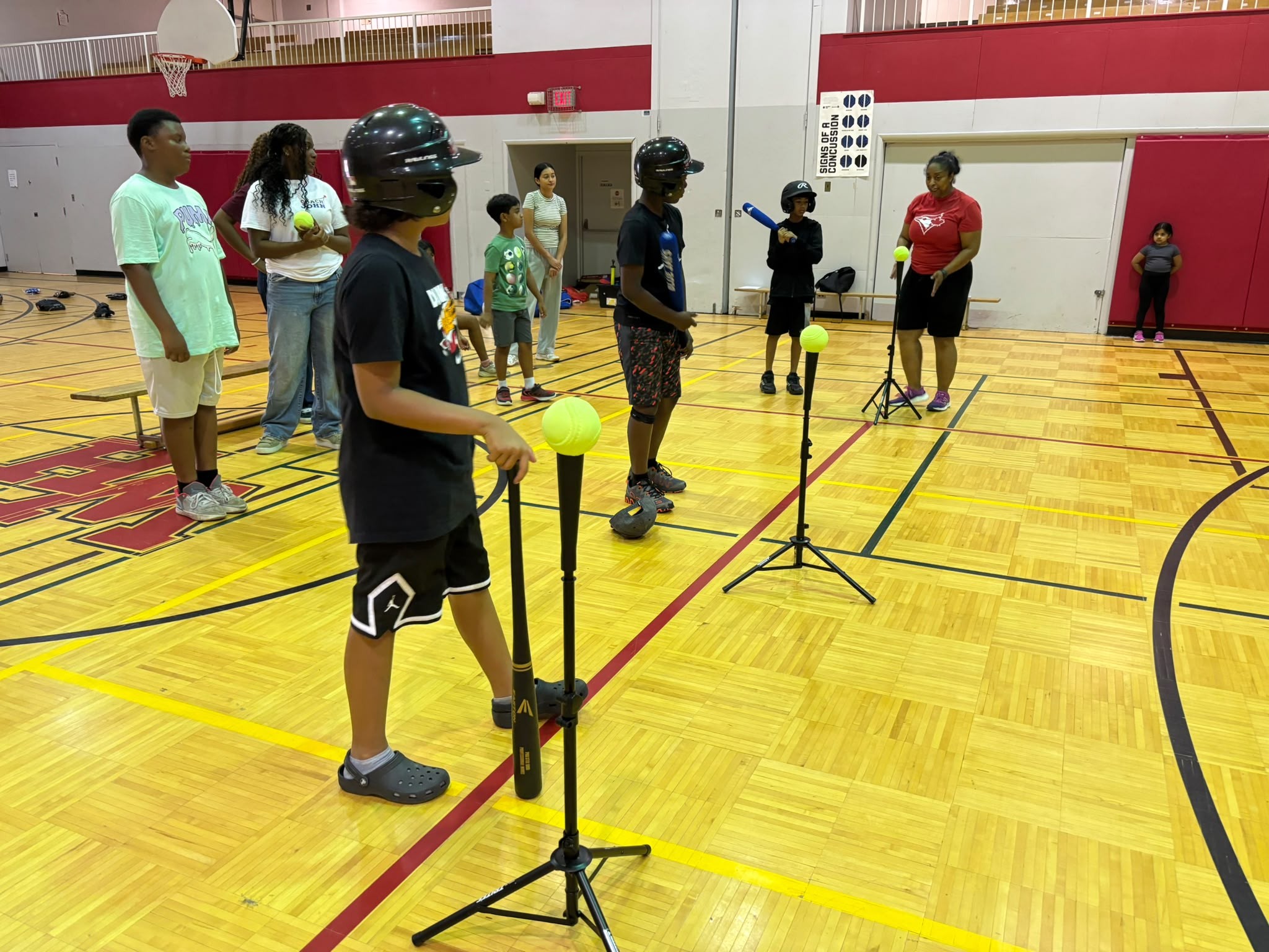 Indoor baseball & softball fundamental skills session in Toronto
